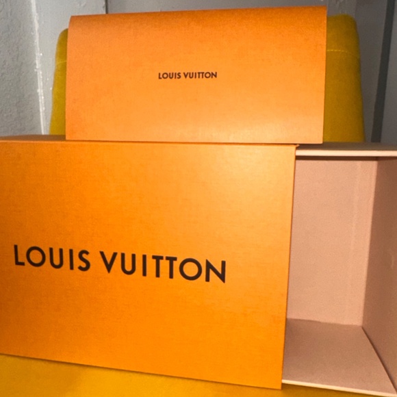 Louis  Vuitton Mules - Picture 6 of 6